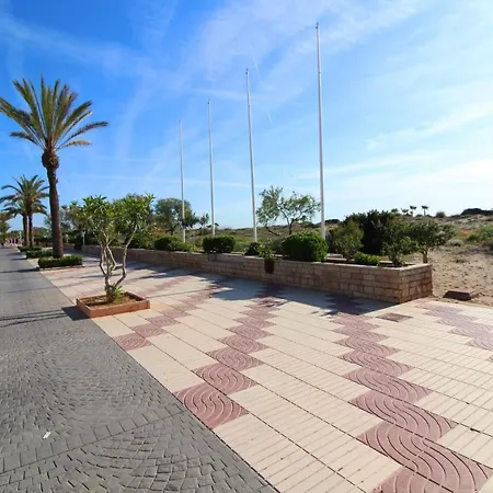 Global Properties, Atico Con Gran Terraza Y Barbacoa Apartment